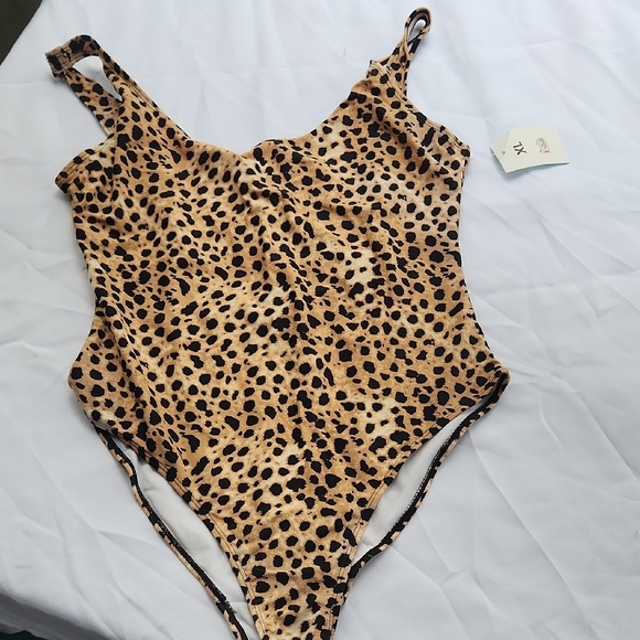 Leopard Print  One Piece Swimsuit - Picture 1 of 5